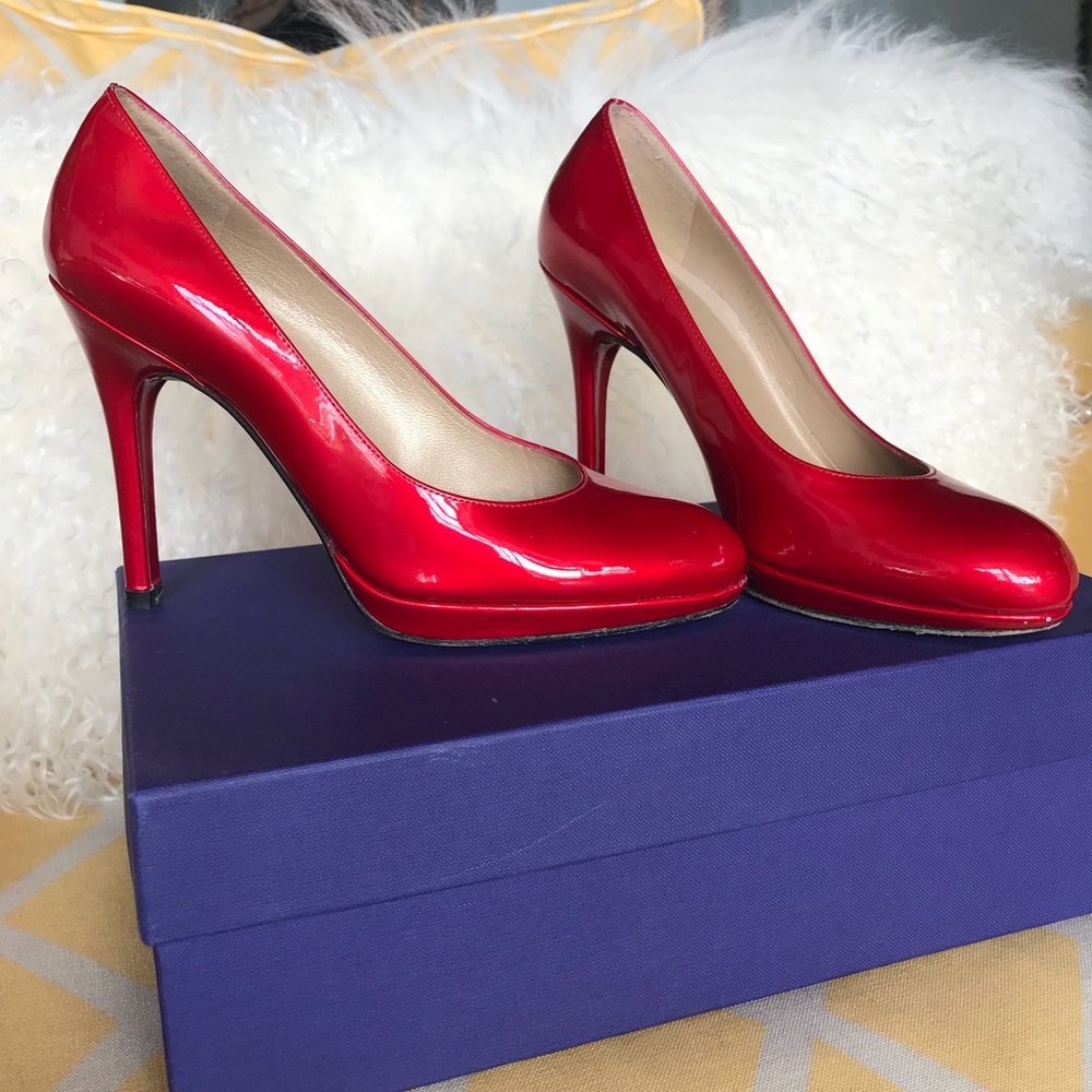 Stuart Weitzman Patent Leather Pump (platswoon)